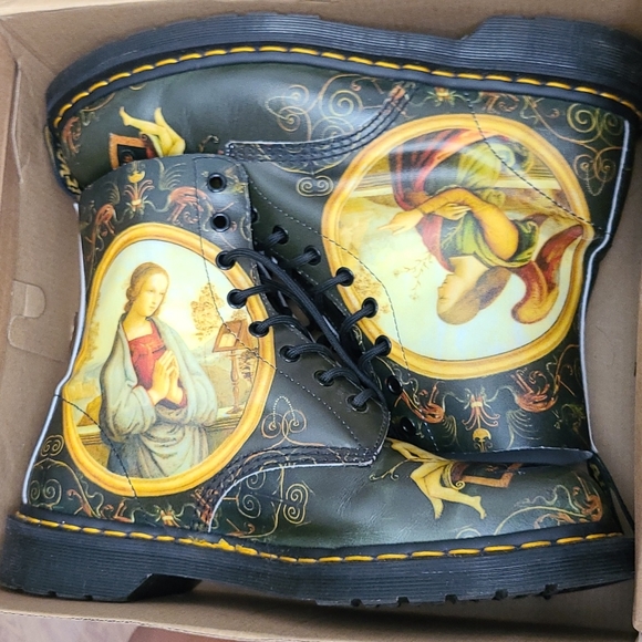 Dr Martens Di Paolo Boots 